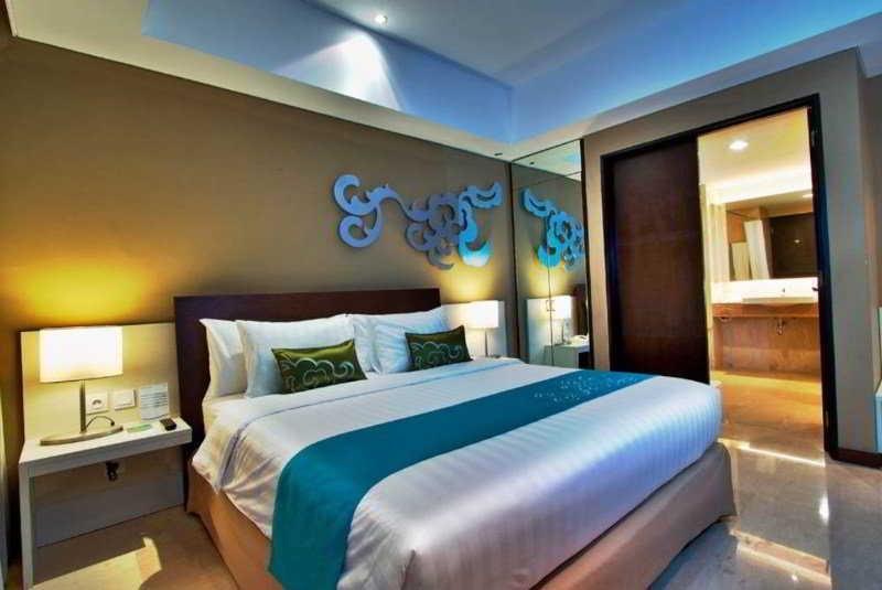 Soll Marina Hotel & Conference Center Bangka ปังกัลปีนัง ภายนอก รูปภาพ