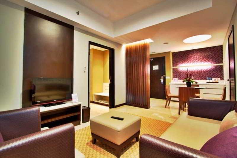 Soll Marina Hotel & Conference Center Bangka ปังกัลปีนัง ภายนอก รูปภาพ