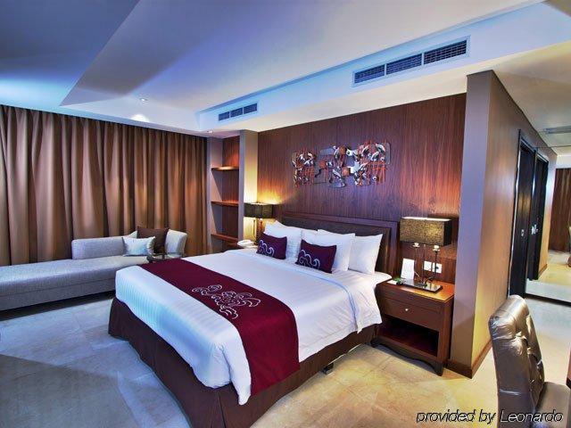 Soll Marina Hotel & Conference Center Bangka ปังกัลปีนัง ภายนอก รูปภาพ