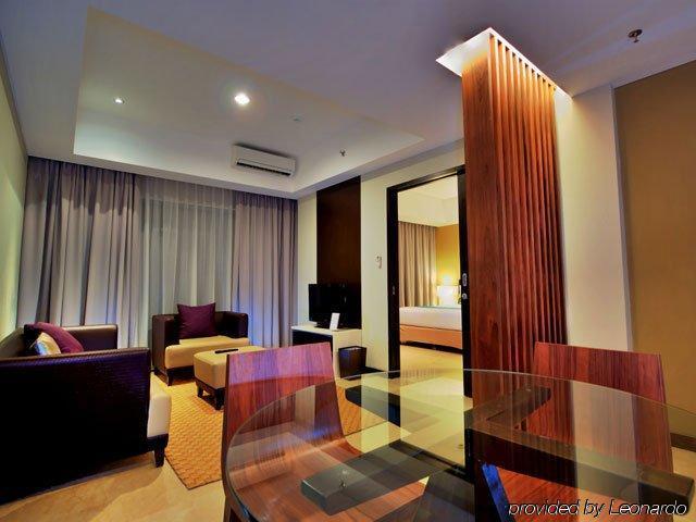 Soll Marina Hotel & Conference Center Bangka ปังกัลปีนัง ภายนอก รูปภาพ