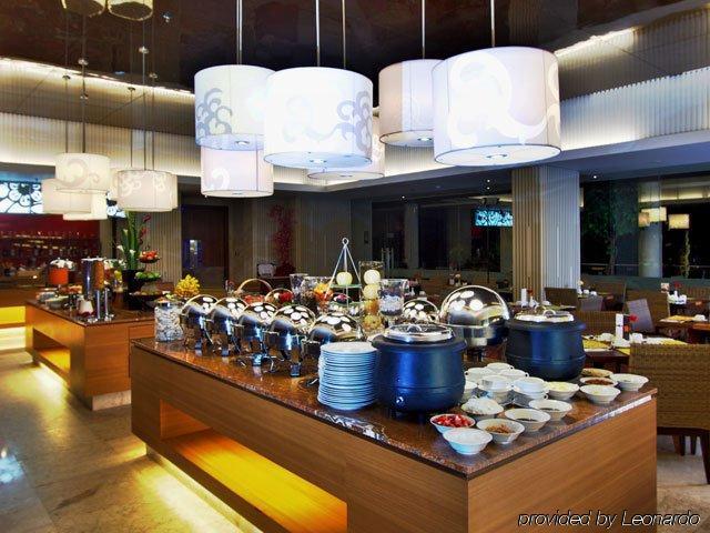 Soll Marina Hotel & Conference Center Bangka ปังกัลปีนัง ภายนอก รูปภาพ