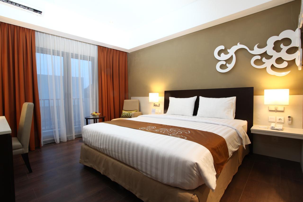 Soll Marina Hotel & Conference Center Bangka ปังกัลปีนัง ภายนอก รูปภาพ