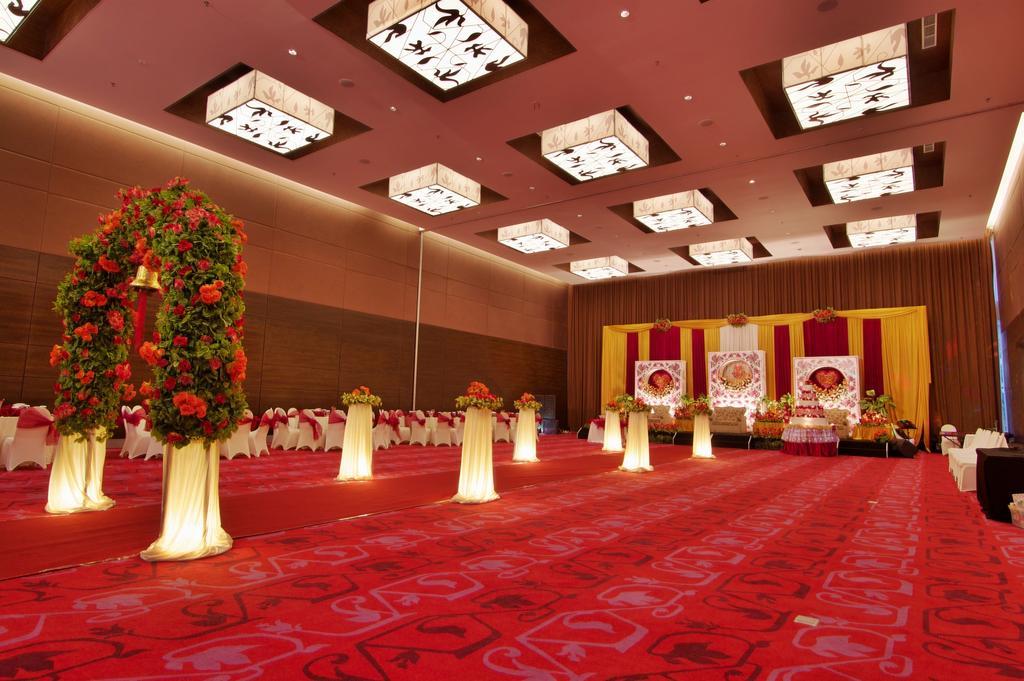 Soll Marina Hotel & Conference Center Bangka ปังกัลปีนัง ภายนอก รูปภาพ